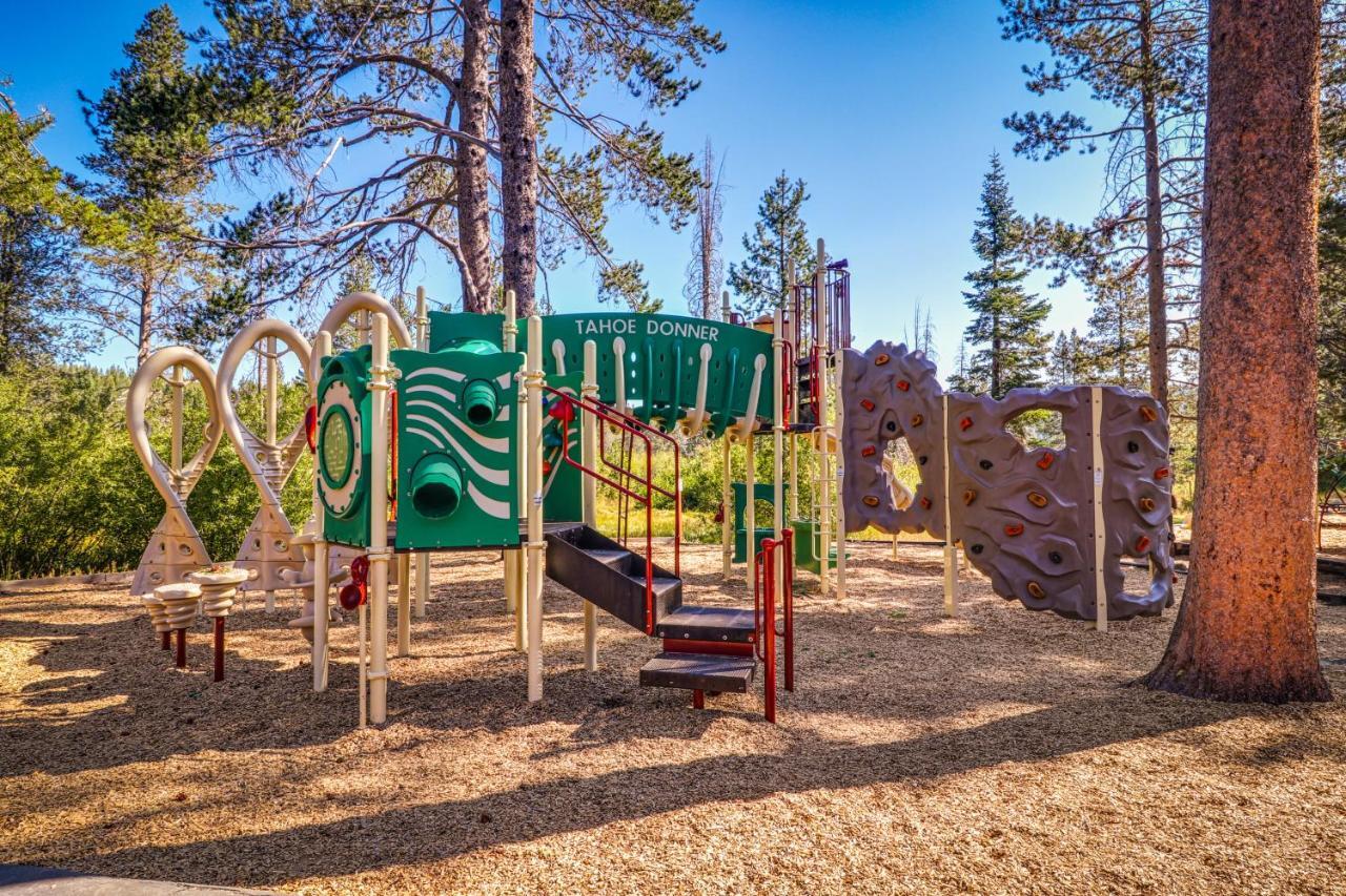 Tasteful Truckee Cabin Villa Exterior photo